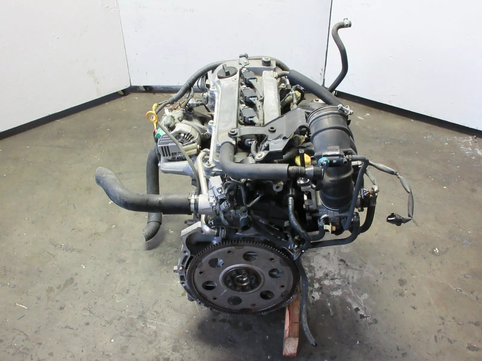 Hyundai G4KD engine for sale crated for worldwide shipping