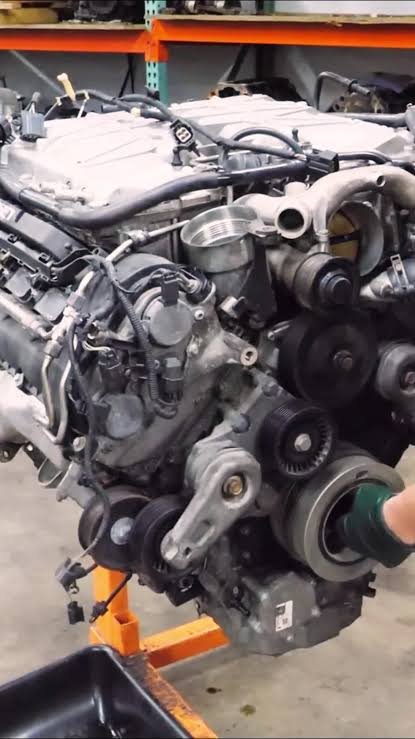 Rebuilt Jaguar AJ-V8 Engine Online