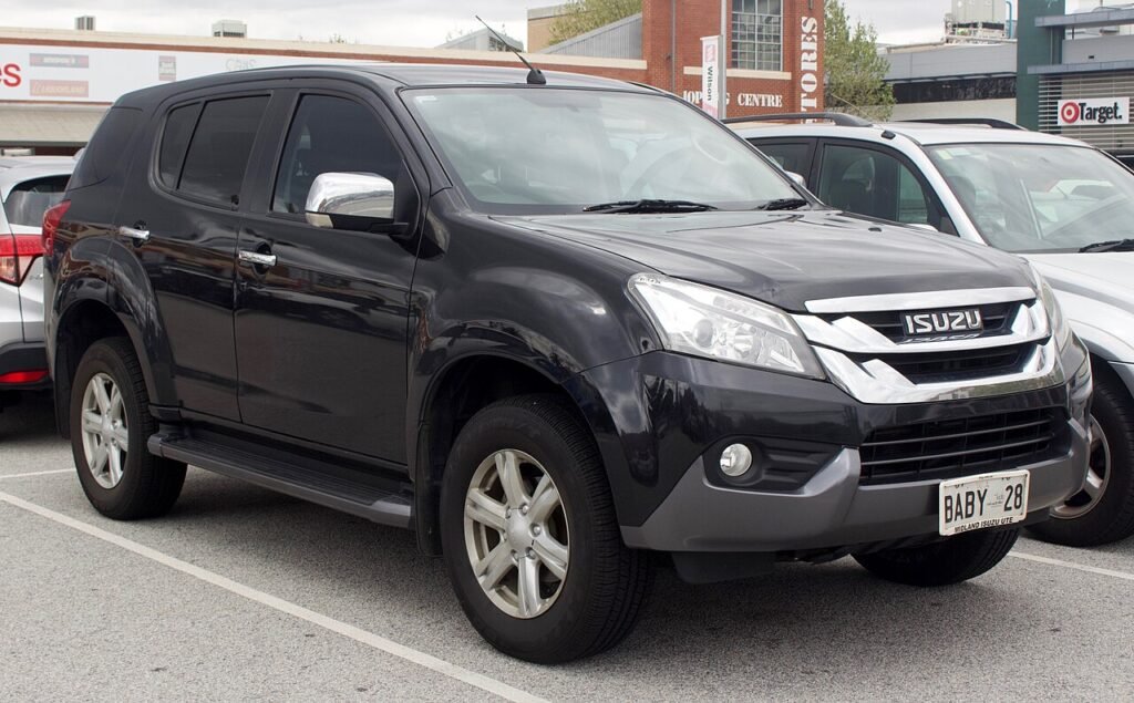 Isuzu MU-X SUV with the 4JJ1 3.0 litre diesel